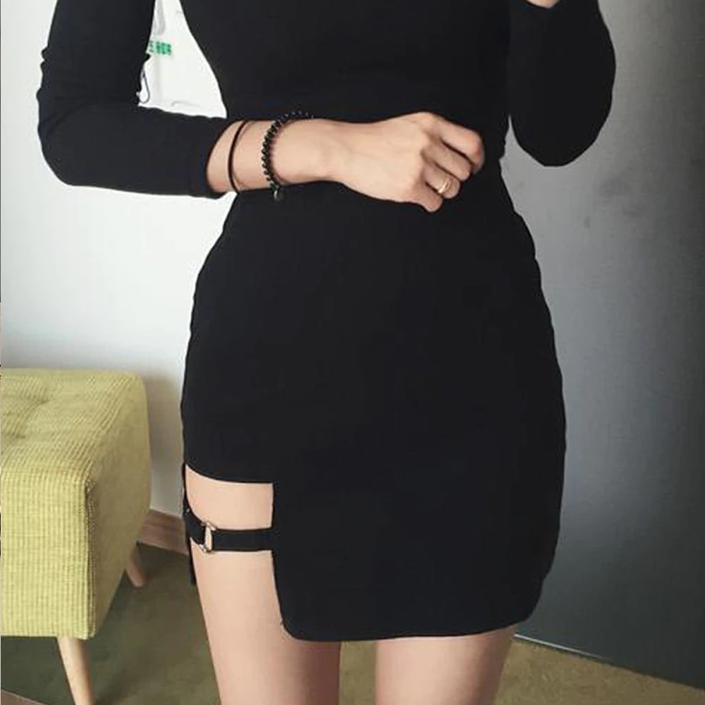 Sexy Black Silver O-Ring Garter Belt Fitted Cutout Mini Skirt Size XS